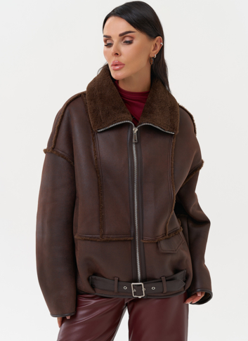 Женская дубленка коричневого цвета 