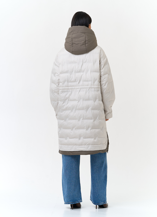 фото Женское утепленное пальто с капюшоном модель № 32797