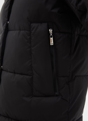 Женский пуховик с капюшоном