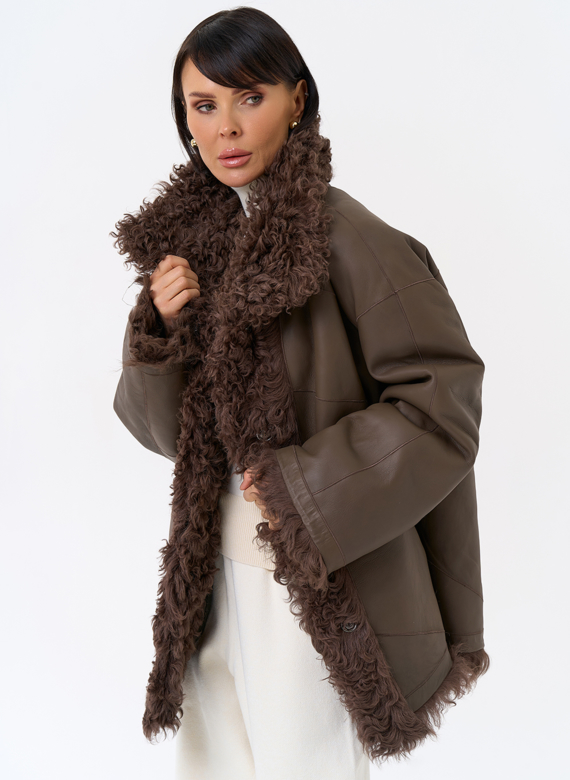 Женская двухсторонняя дубленка с воротником стойкой 