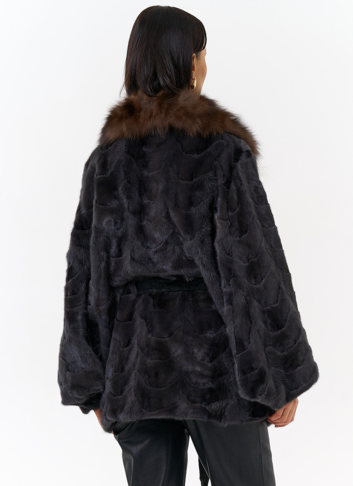 Шуба из меха норки с воротником из меха лисы