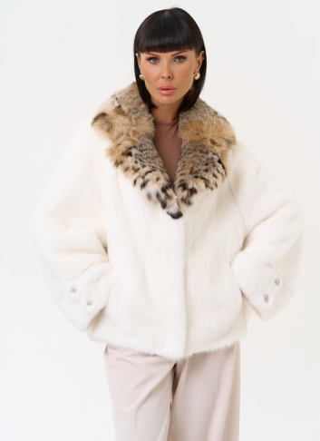 Куртка из меха норки с английским воротником из меха рыси