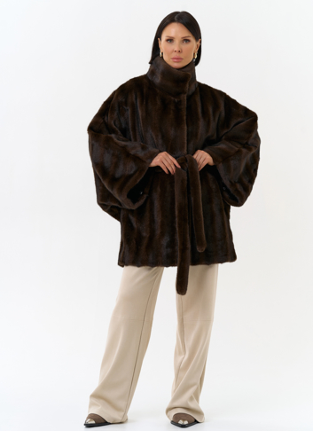 Женская шуба из эко меха с воротником стойкой Женская шуба из эко меха с воротником стойкой