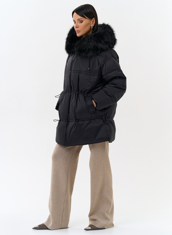 Женский пуховик с отделкой из искусственного меха