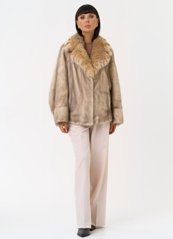 Куртка из меха норки с английским воротником из меха рыси