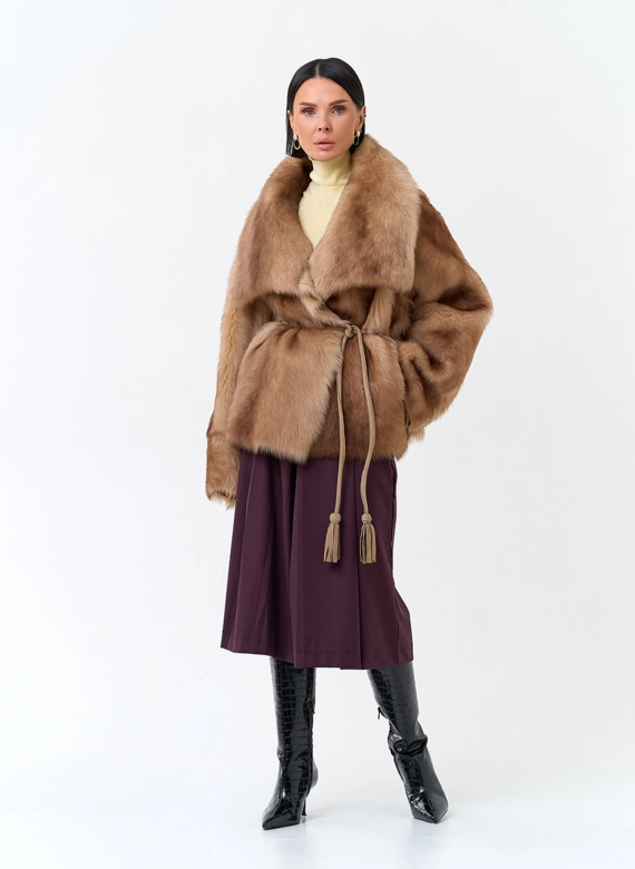 Женская двухсторонняя дубленка из натурального меха фото
