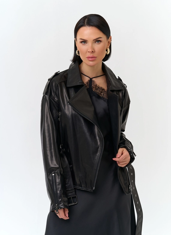 Женская куртка из натуральной кожи с поясом