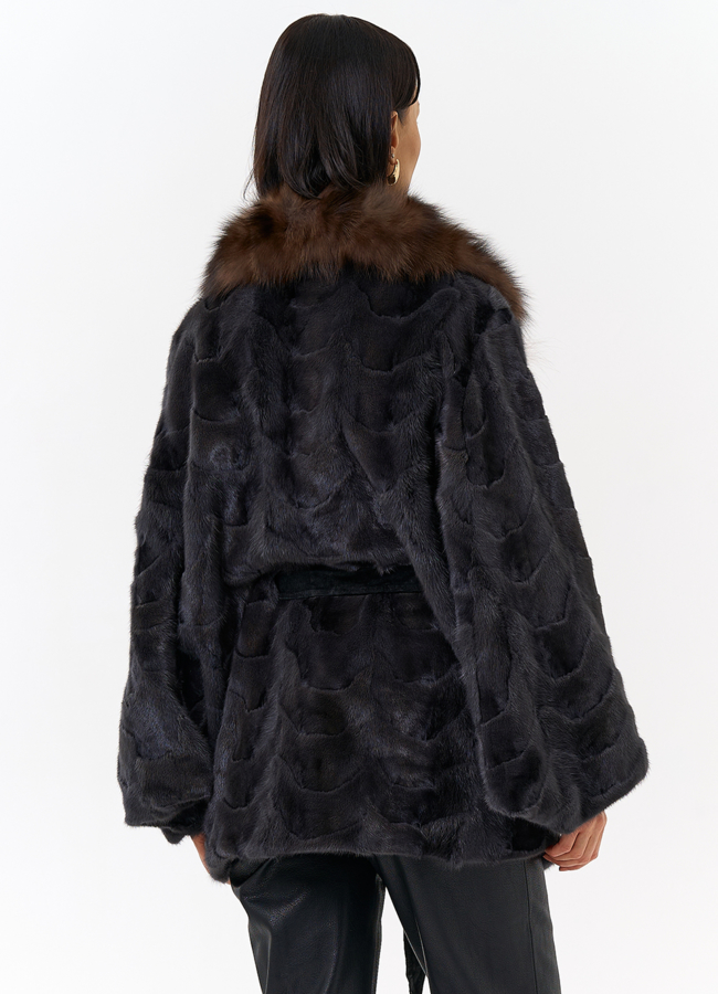 фото Шуба из меха норки с воротником из меха лисы модель № 31302