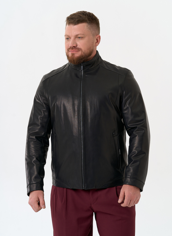 Мужская куртка из натуральной кожи черного цвета