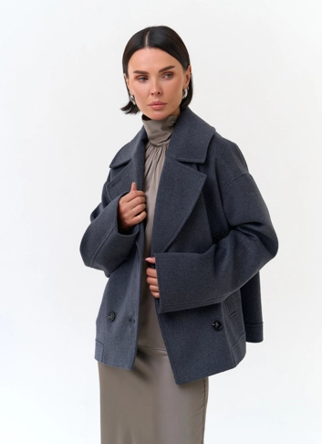 Женское полупальто с английским воротником
