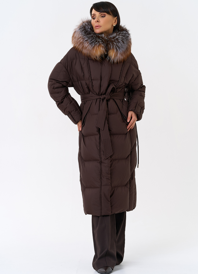 Женский пуховик с отделкой из меха блюфрост модель № 31797 меха малина