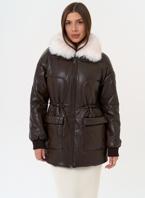 Женский пуховик из эко кожи с воротником из эко меха